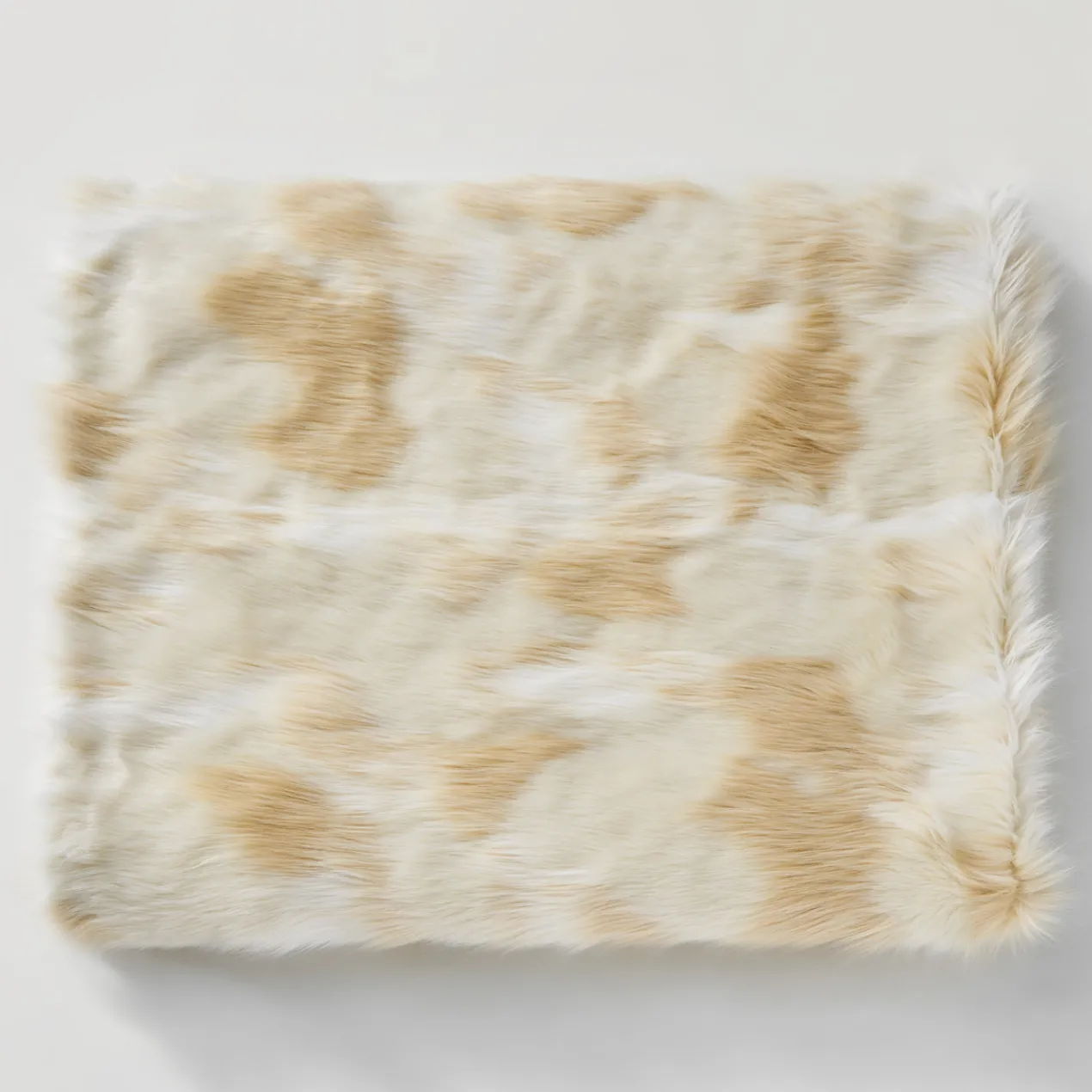 Edurn Spotted Throw 50" x 60"