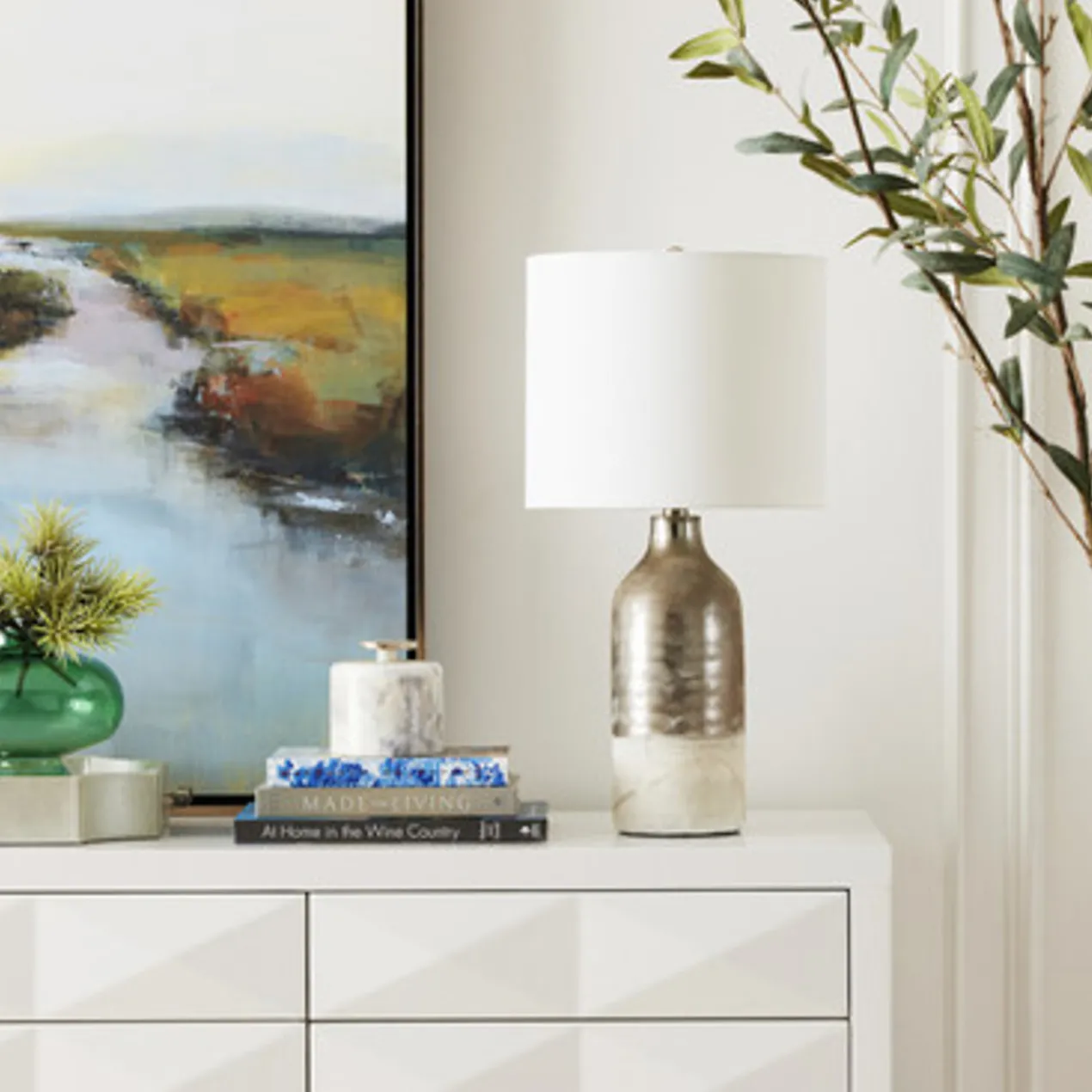 Fria Table Lamp