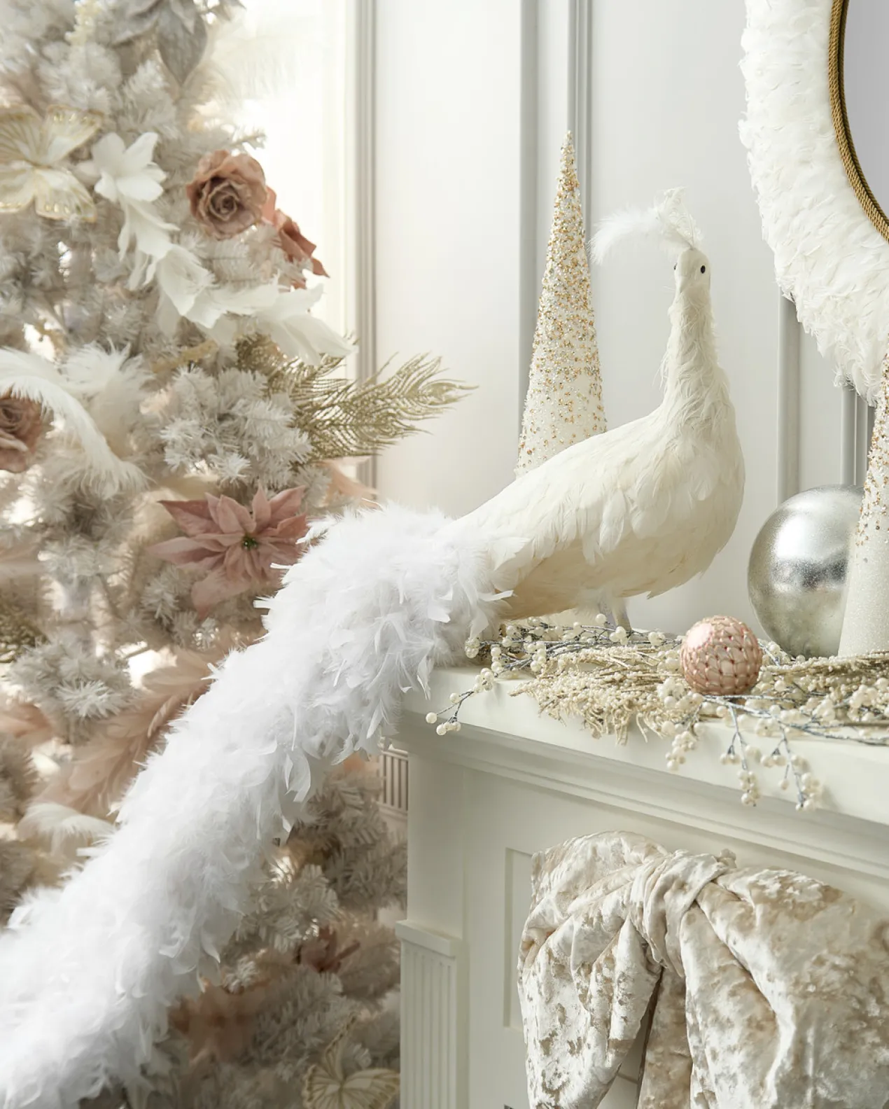 Oversized Crushed Vevlet Bow 28"- Cream