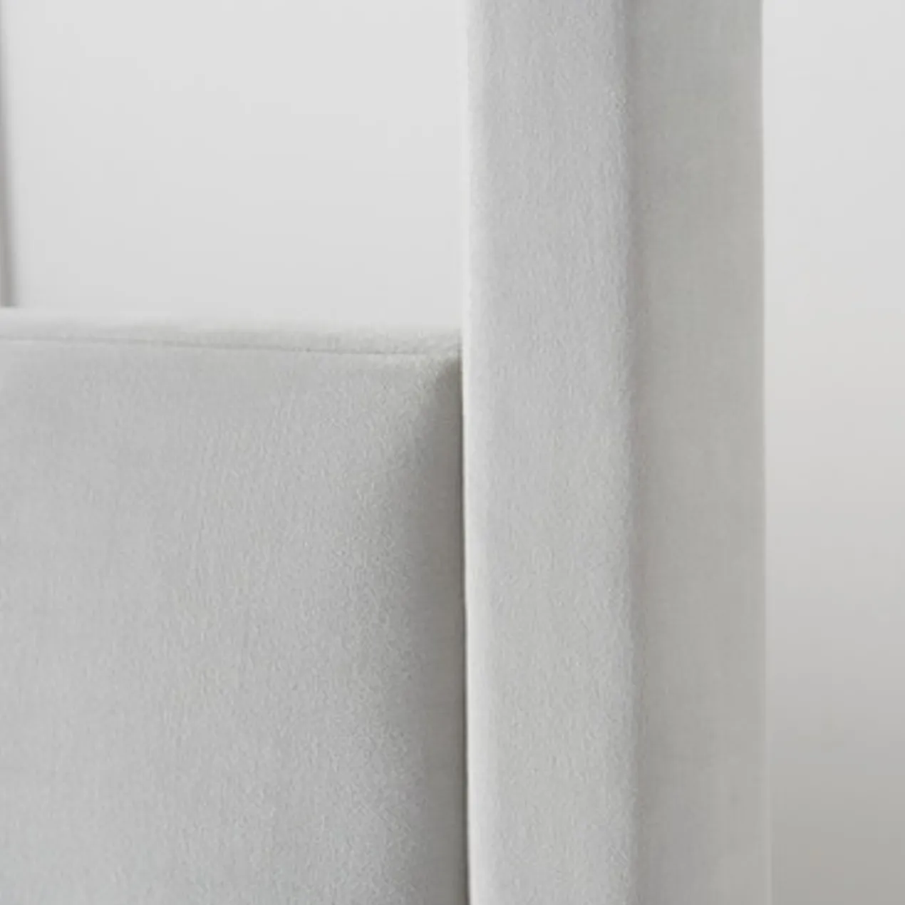 Paloma Canopy Platform Bed