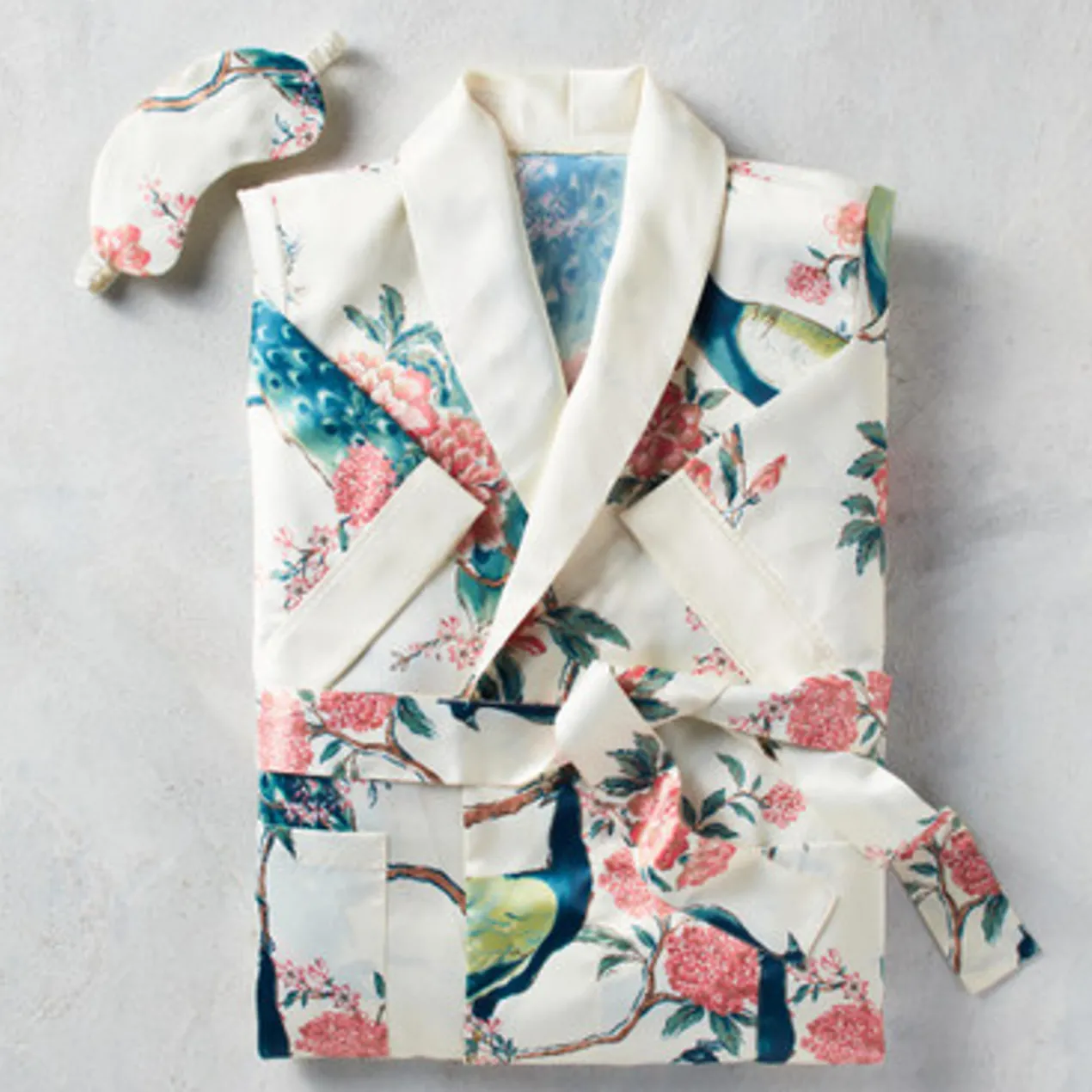 Pavo Robe Set - Ivory